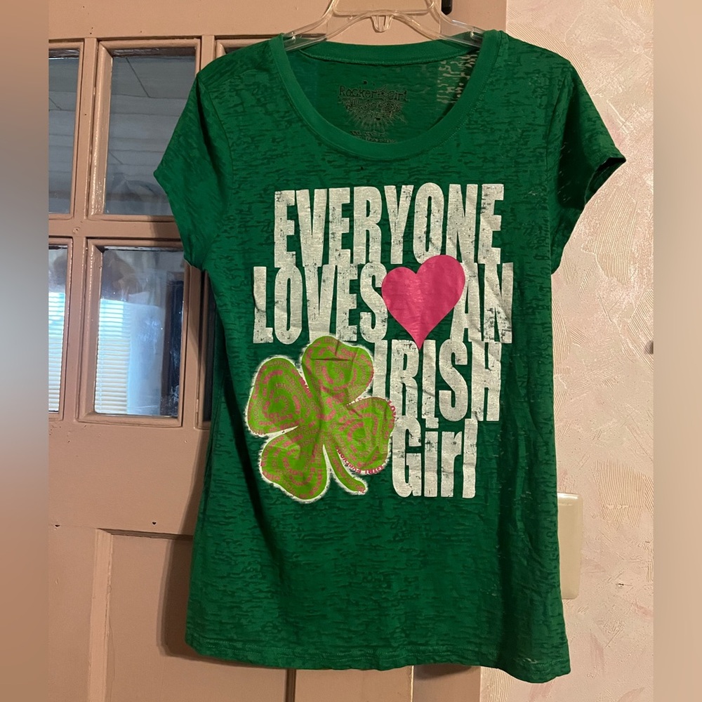 ALL ACCESS Green Short-Sleeve Tee with Pink Heart & Shamrock